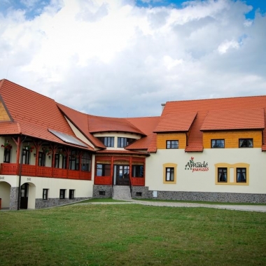 Amadé Panzió és Étterem Madéfalva